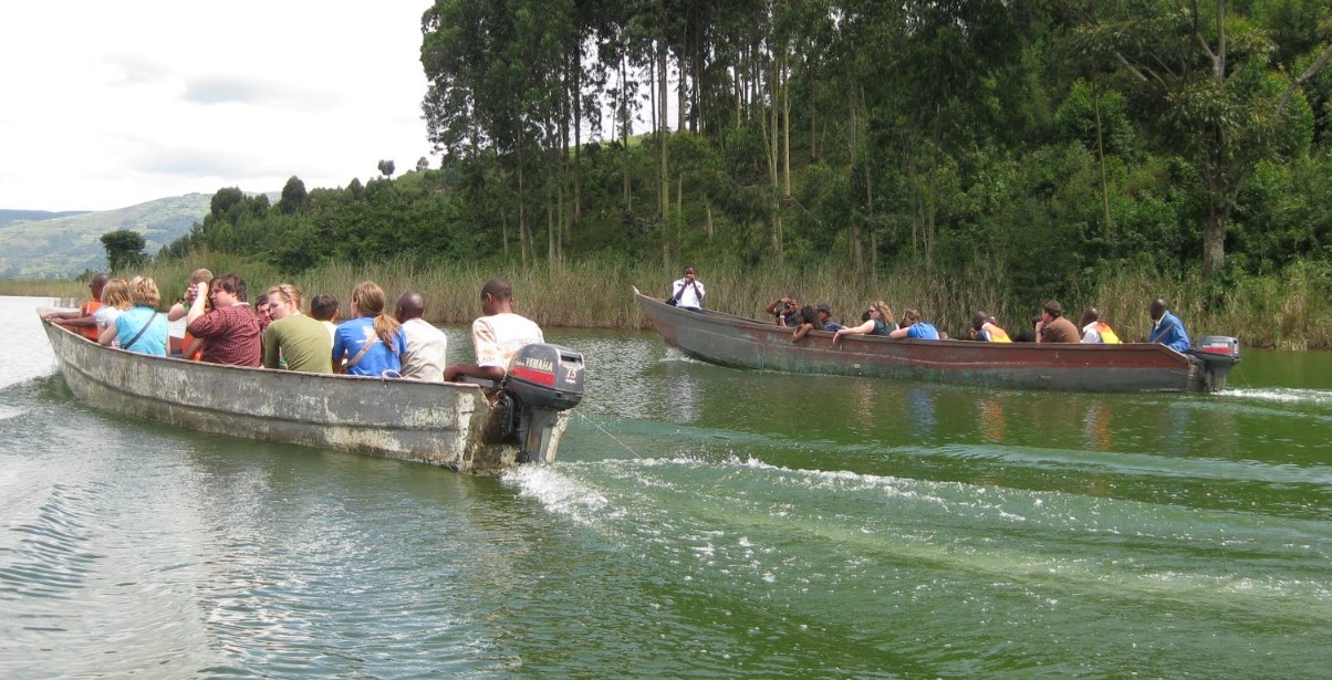 Mgahinga gorilla trekking and boat cruise: This safari takes you to the smallest national park for gorilla trekking and Lake Bunyonyi for a boat cruise